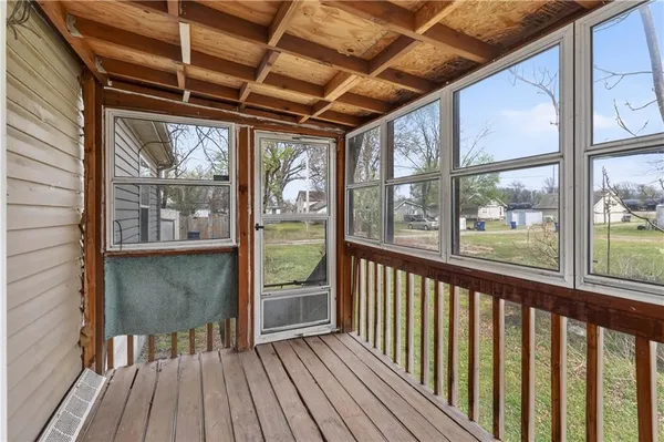 $110,000 | 202 North Delaware Avenue, Columbus, KS 66725