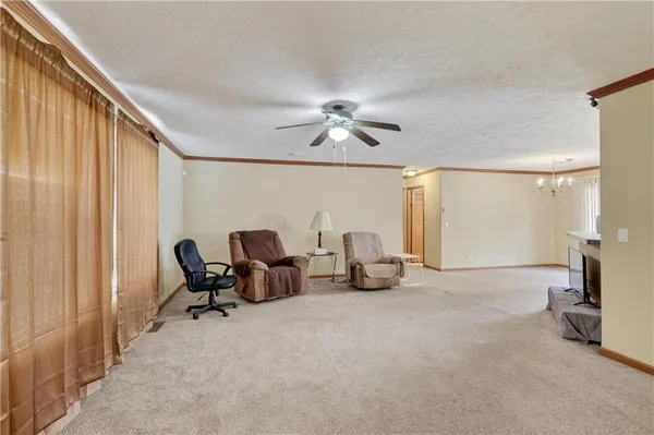 $110,000 | 202 North Delaware Avenue, Columbus, KS 66725