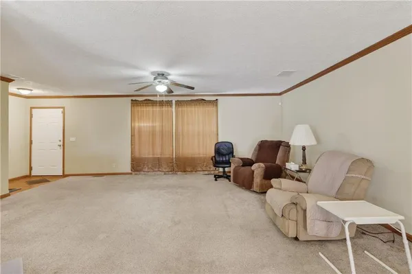 $110,000 | 202 North Delaware Avenue, Columbus, KS 66725