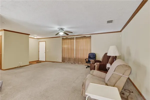 $110,000 | 202 North Delaware Avenue, Columbus, KS 66725