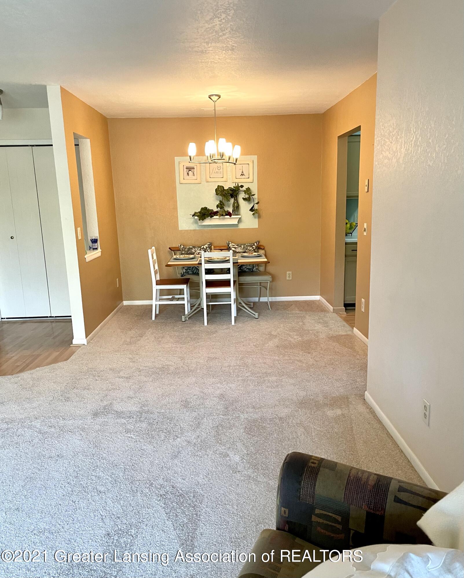 5402 Maple Ridge Road, Unit 6 Haslett, MI 48840 - Photo 6 of 21 Living and Dining
