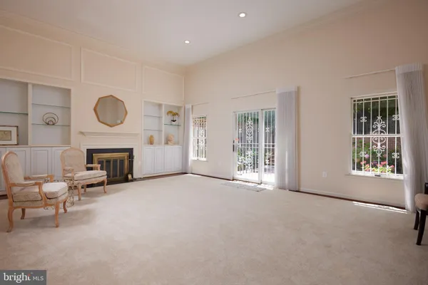 $1,300,000 | 2712 Unicorn Lane Northwest, Washington, DC 20015