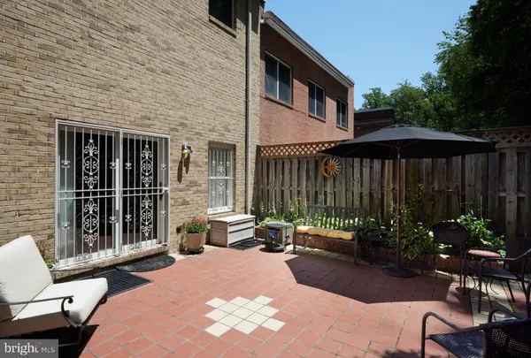 $1,300,000 | 2712 Unicorn Lane Northwest, Washington, DC 20015