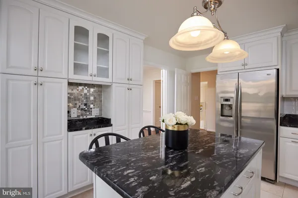 $1,300,000 | 2712 Unicorn Lane Northwest, Washington, DC 20015