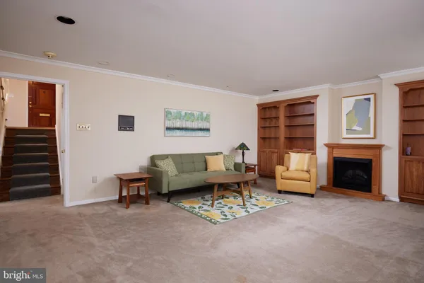 $1,300,000 | 2712 Unicorn Lane Northwest, Washington, DC 20015