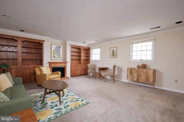 $1,300,000 | 2712 Unicorn Lane Northwest, Washington, DC 20015