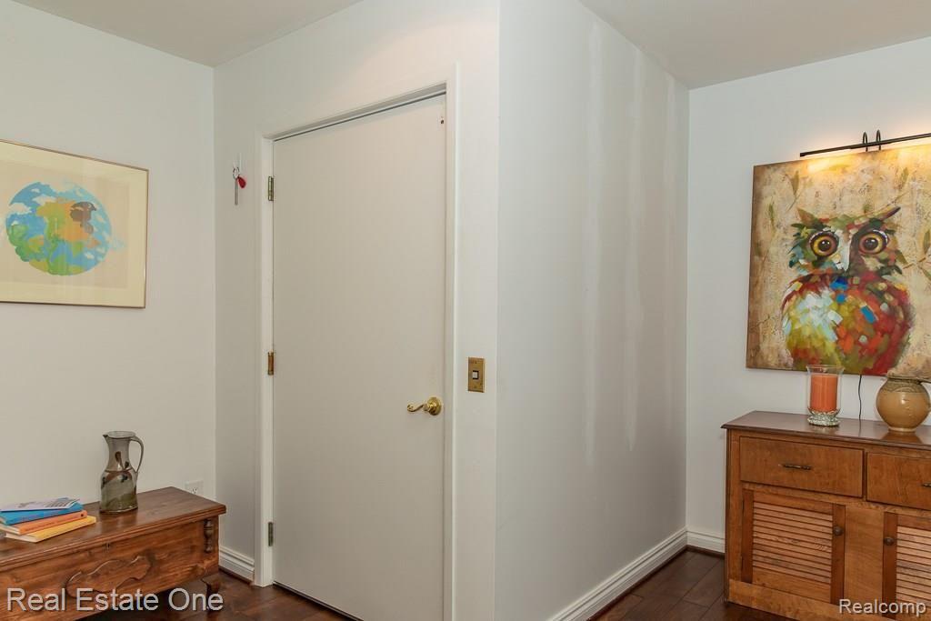 1722 Crooks Road Rochester Hills, MI 48309 - Photo 12 of 53