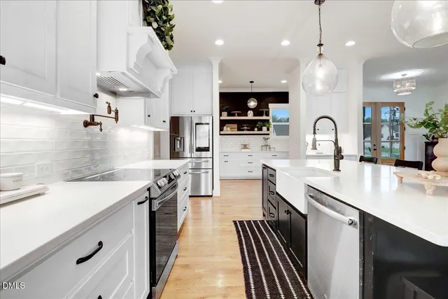 $699,999 | 360 Snowbell Street, Four Oaks, NC 27524