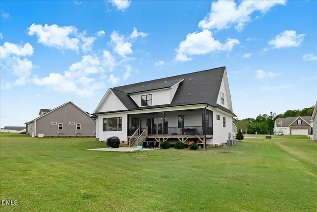 $699,999 | 360 Snowbell Street, Four Oaks, NC 27524