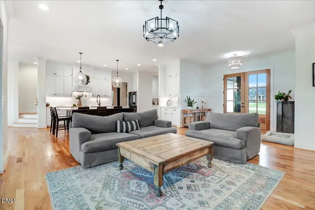 $699,999 | 360 Snowbell Street, Four Oaks, NC 27524