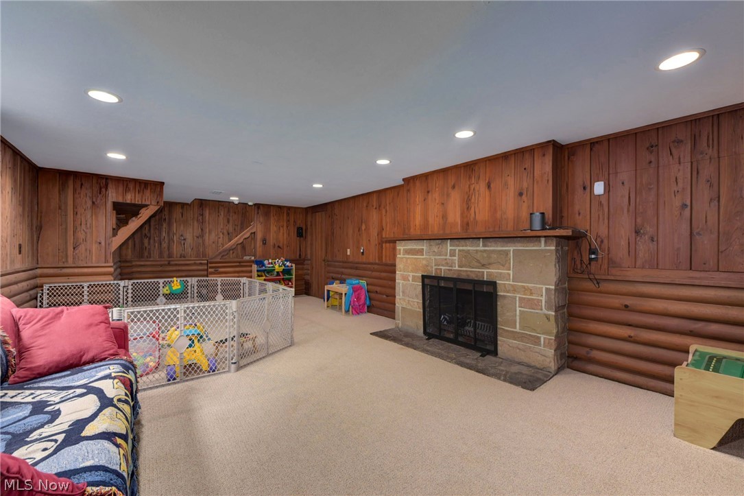 14381 Onaway Road Cleveland, OH 44120 - Photo 25 of 34