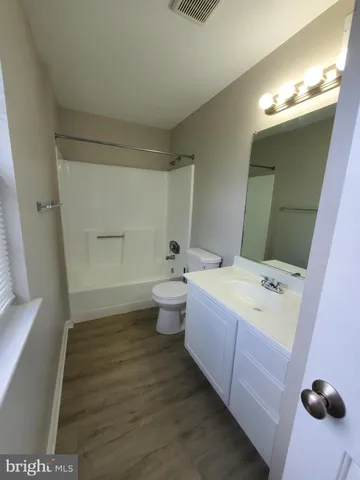 $1,800 | 11235 Torrie Way, Unit I, Bealeton, VA 22712