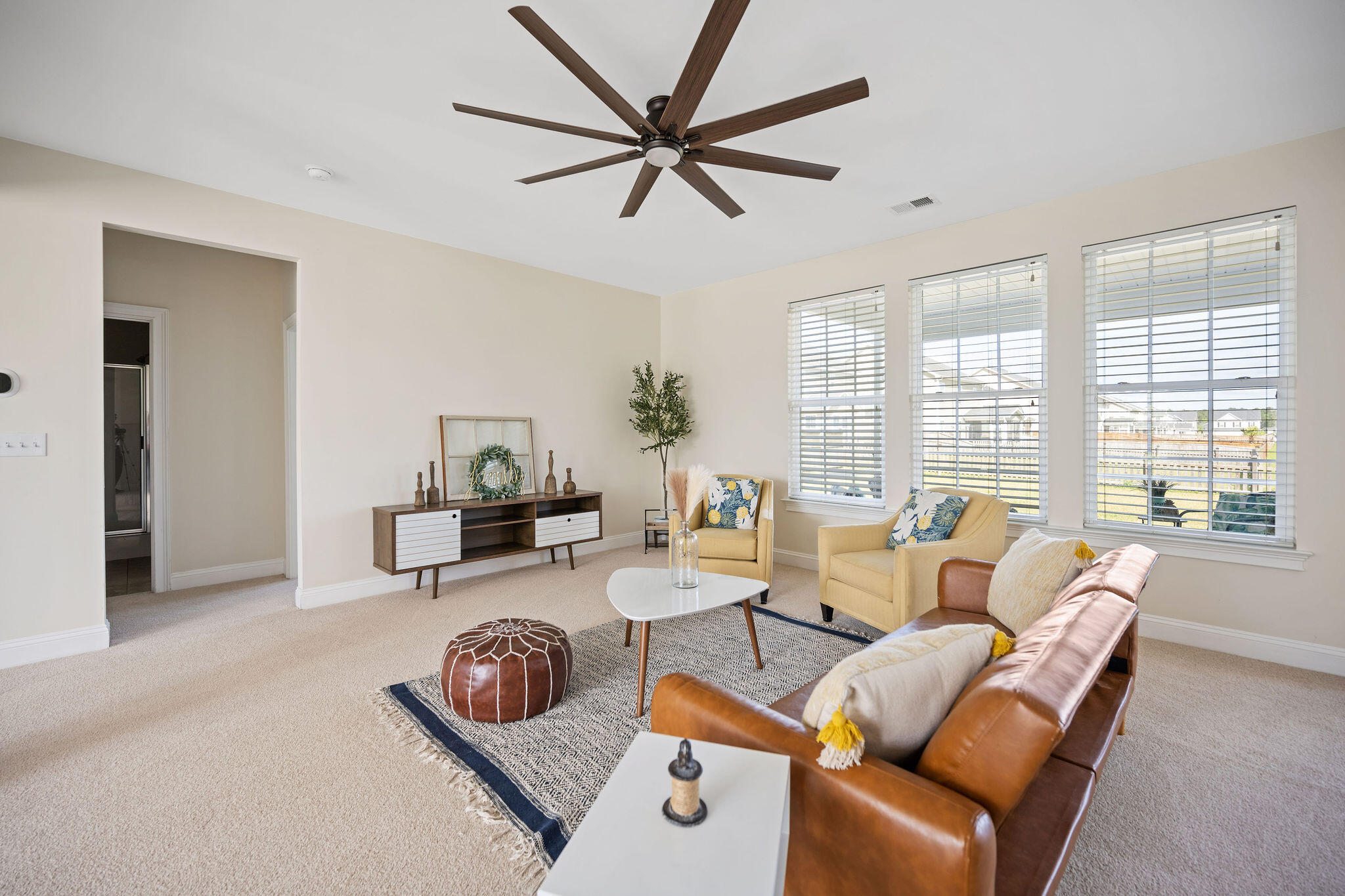 122 Koban Dori Road Summerville, SC 29486 - Photo 13 of 68 Living Room