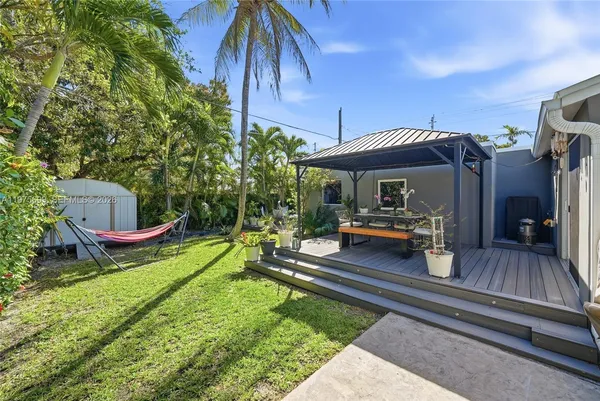 $1,075,000 | 2190 Southwest 20th Street, Miami, FL 33145