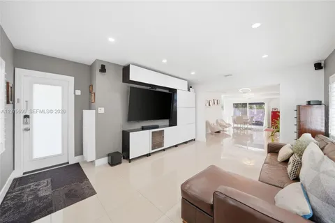 $1,075,000 | 2190 Southwest 20th Street, Miami, FL 33145