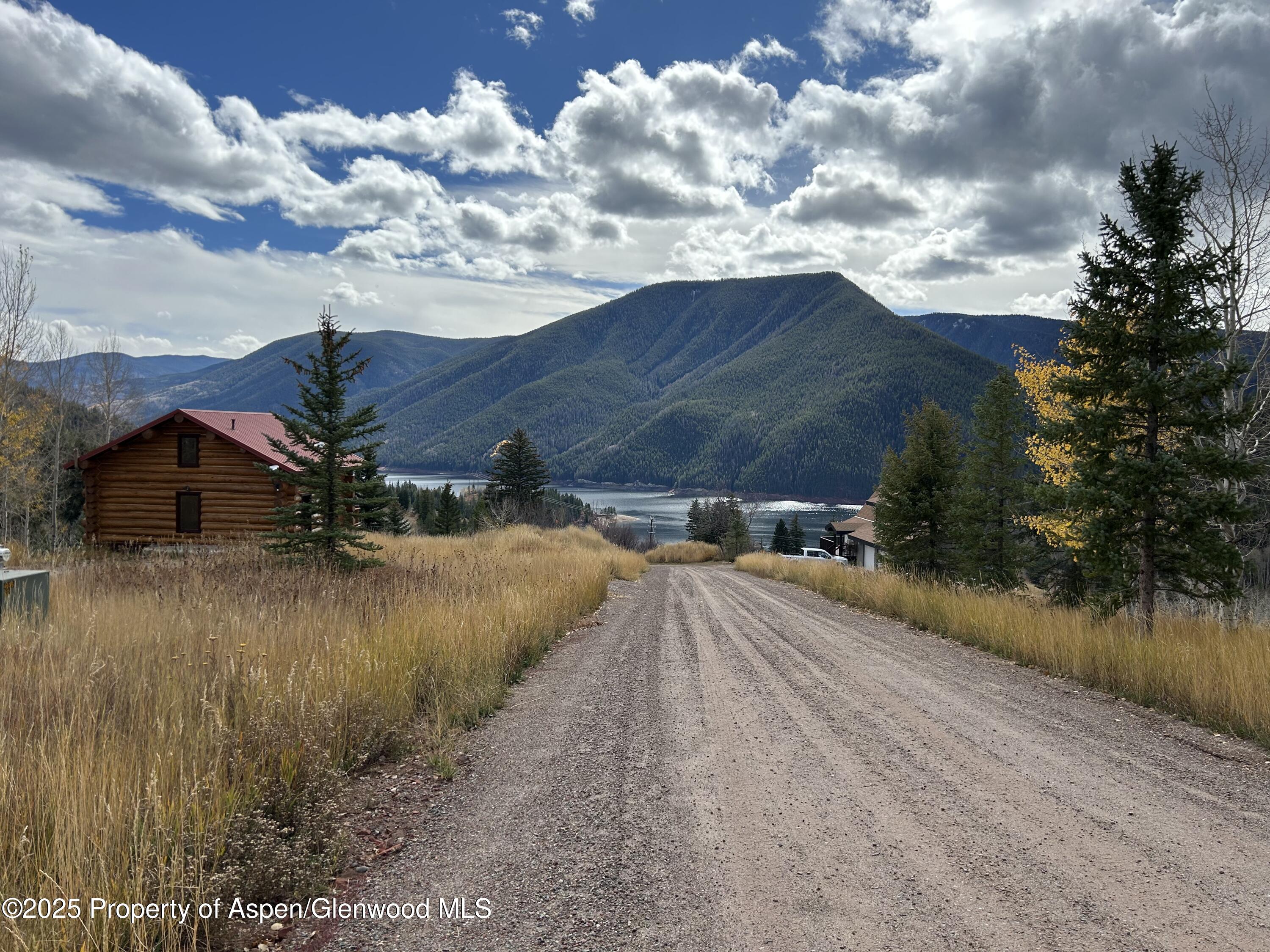 1239 McLaughlin Lane Basalt, CO 81621 - Photo 3 of 14 3