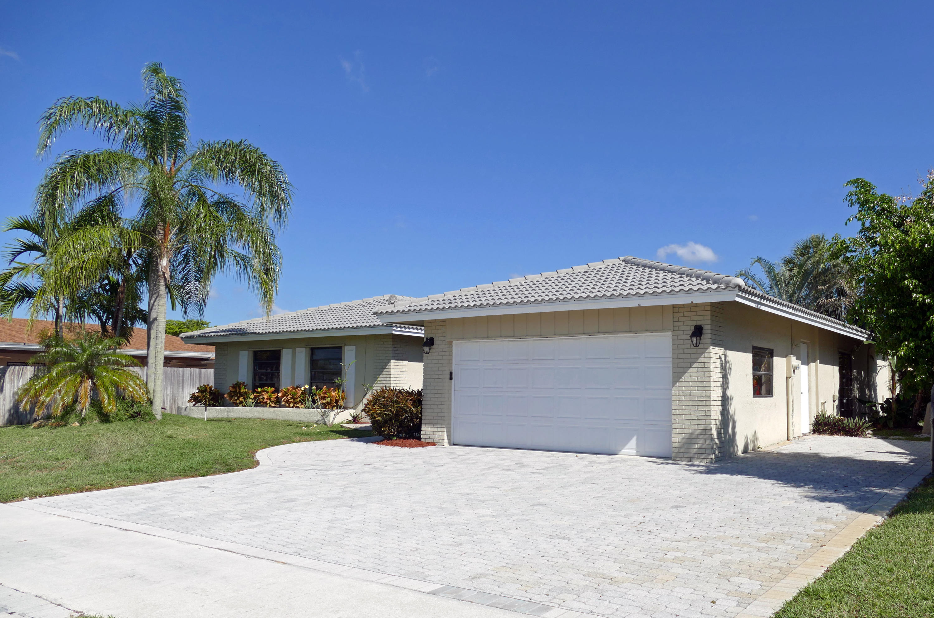 4809 Brandywine Drive Boca Raton, FL 33487 - Photo 2 of 32 Exterior Front
