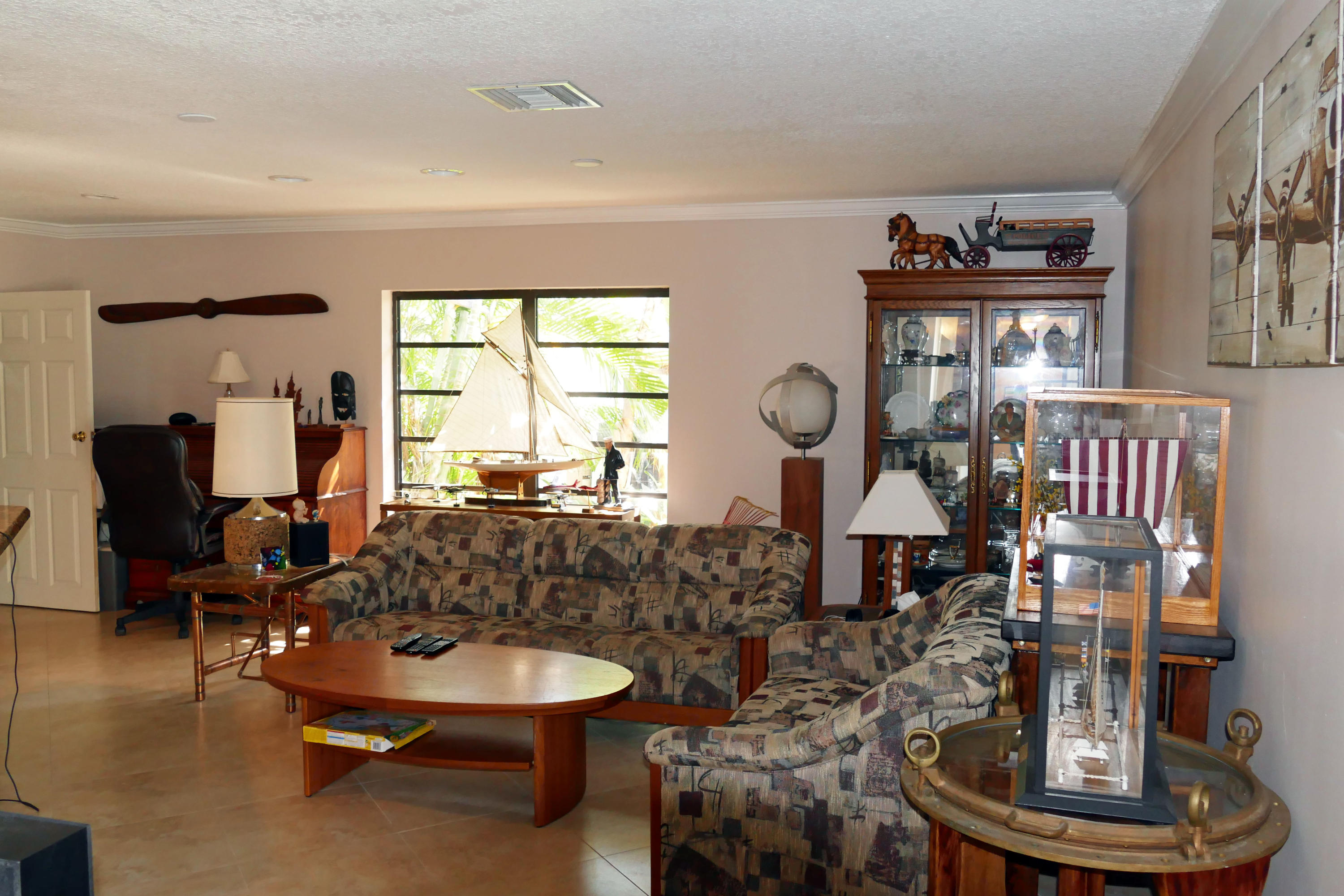 4809 Brandywine Drive Boca Raton, FL 33487 - Photo 7 of 32 Living Room