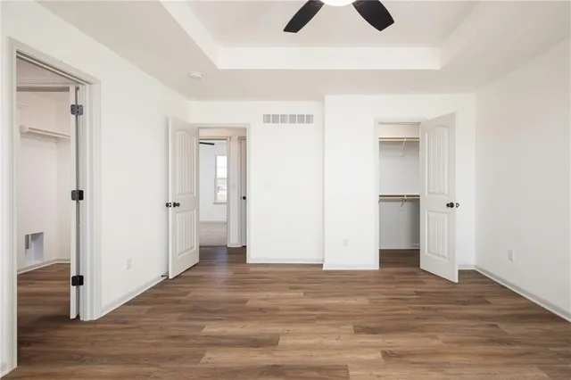 $340,000 | 1307 Northeast Sequoia Court, Oak Grove, MO 64075