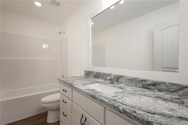 $340,000 | 1307 Northeast Sequoia Court, Oak Grove, MO 64075