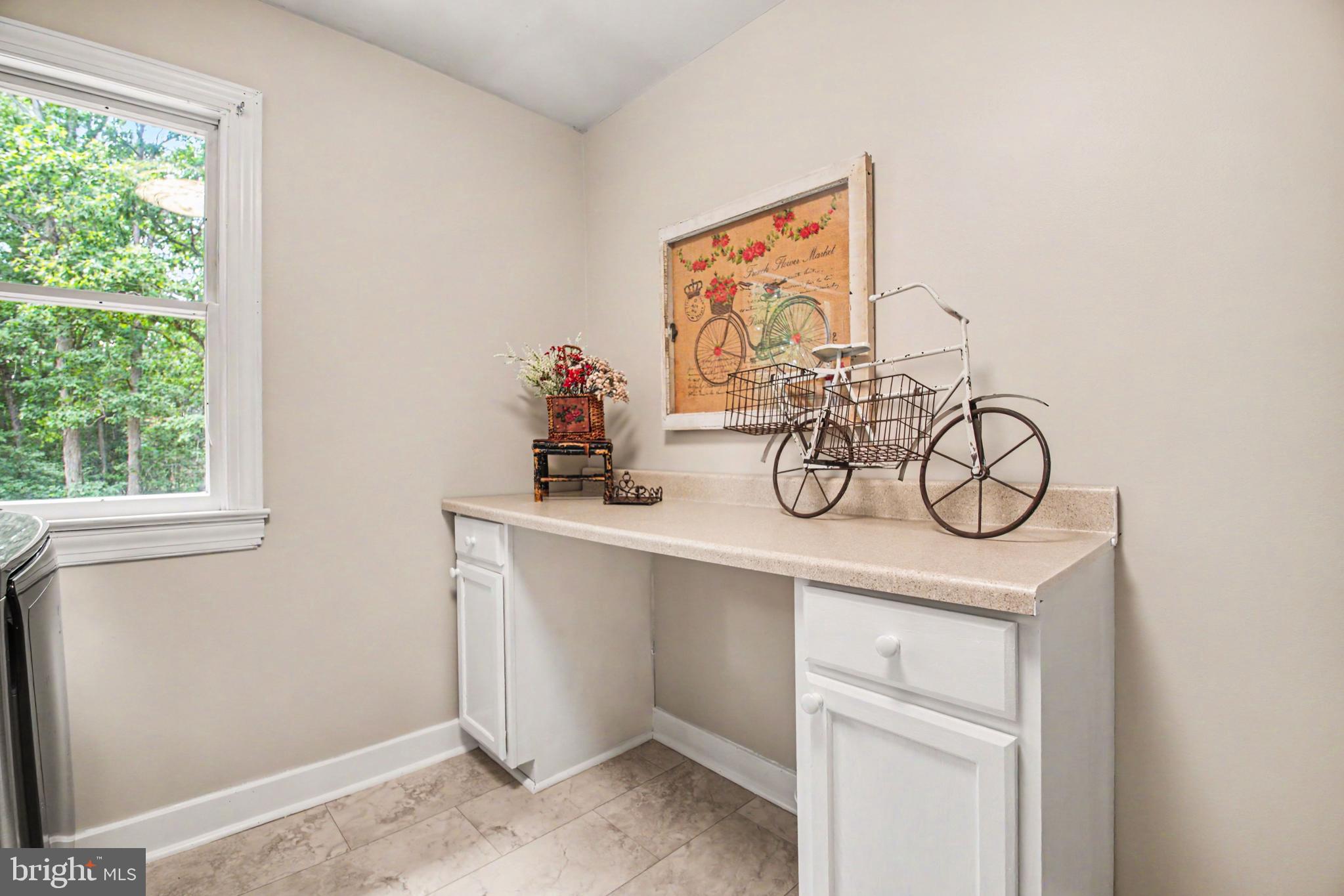 10224 Mill Pond Road Spotsylvania, VA 22551 - Photo 14 of 52 Laundry w/Folding Station & Linen Closet