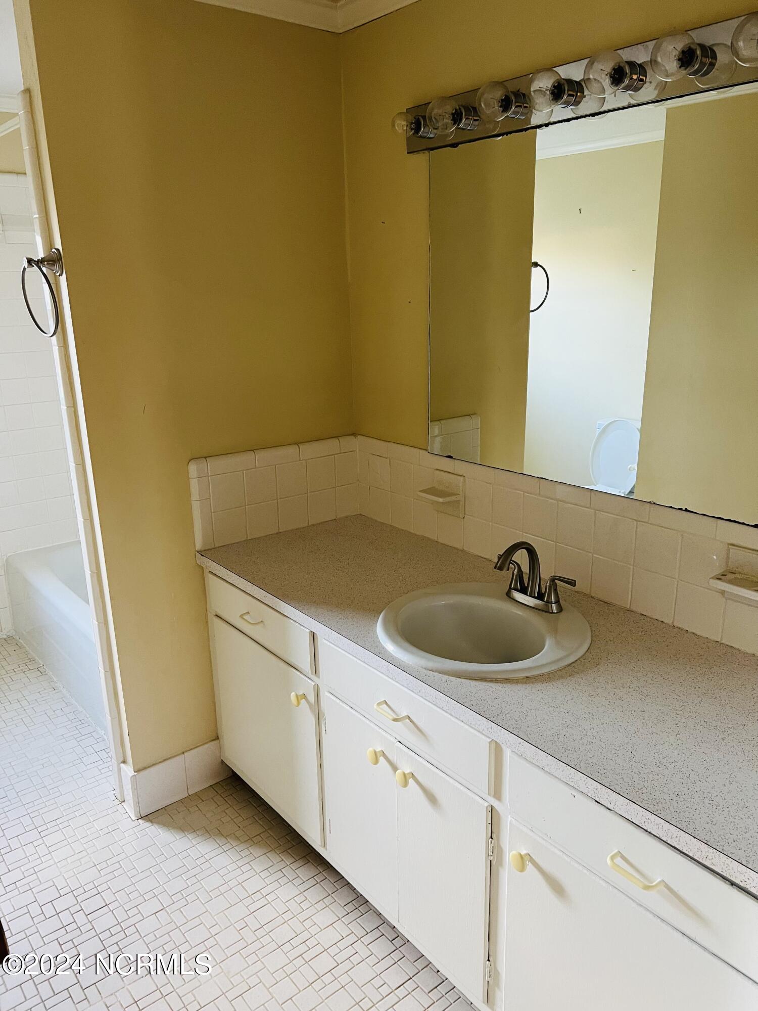 4130 Terrace Drive Ayden, NC 28513 - Photo 37 of 38 IMG_5661