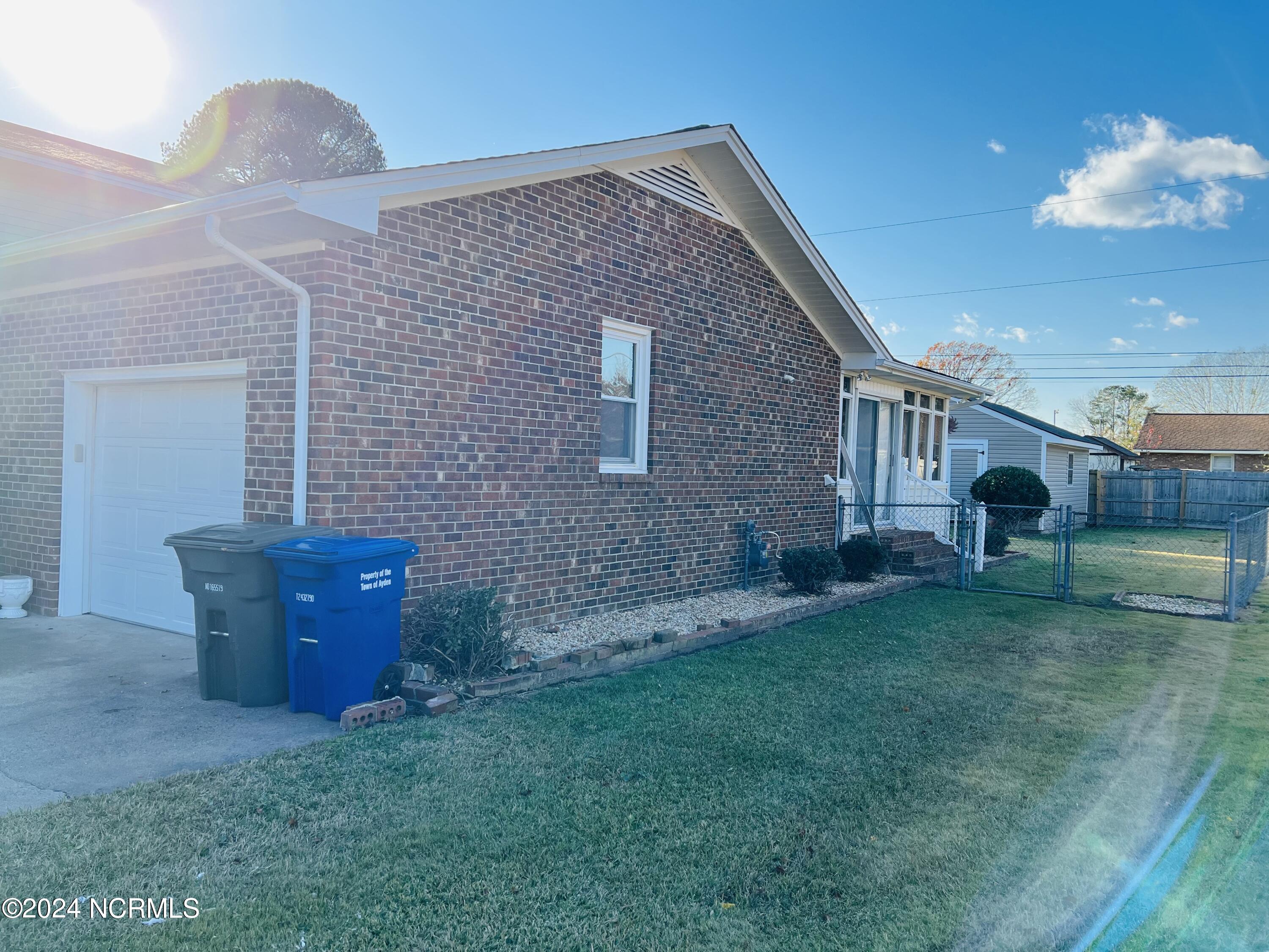 4130 Terrace Drive Ayden, NC 28513 - Photo 6 of 38 IMG_5630