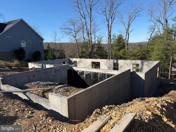 $579,000 | 120 Downhill Circle, Cross Junction, VA 22625