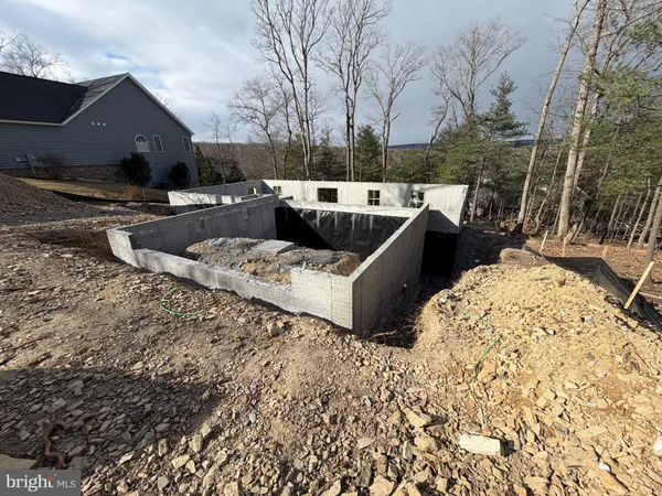 $579,000 | 120 Downhill Circle, Cross Junction, VA 22625