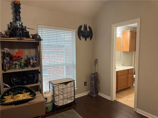 $2,100 | 1001 Krenek Tap Road, Unit 2405, College Station, TX 77840