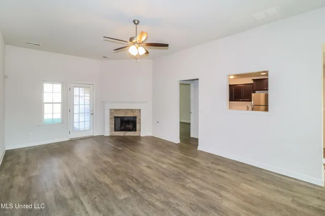 $2,240 | 8106 Aiden Road, Southaven, MS 38671