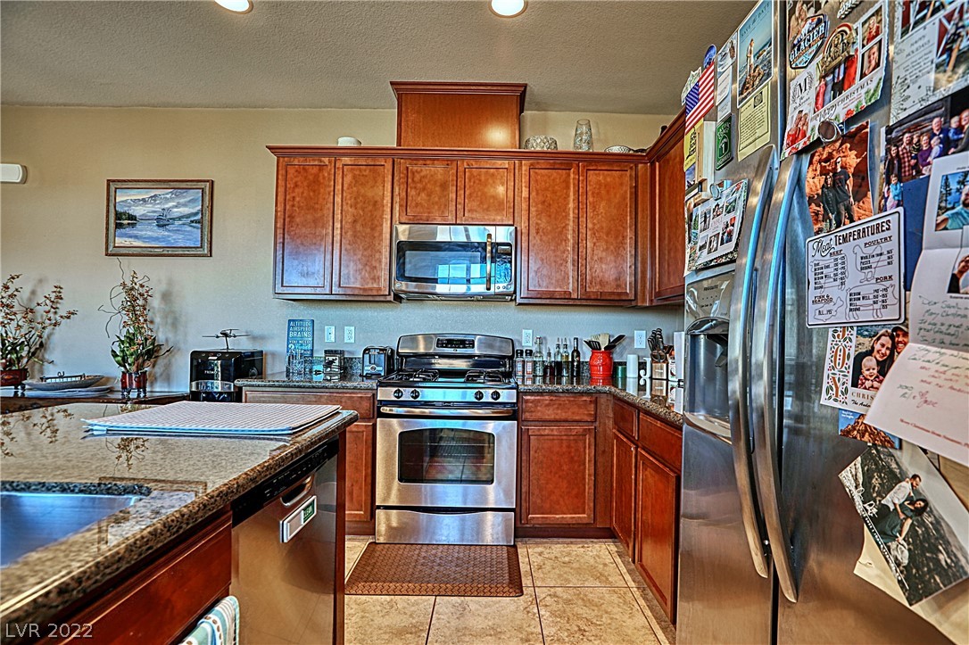 1129 Ricavoli Court Henderson, NV 89052 - Photo 12 of 36