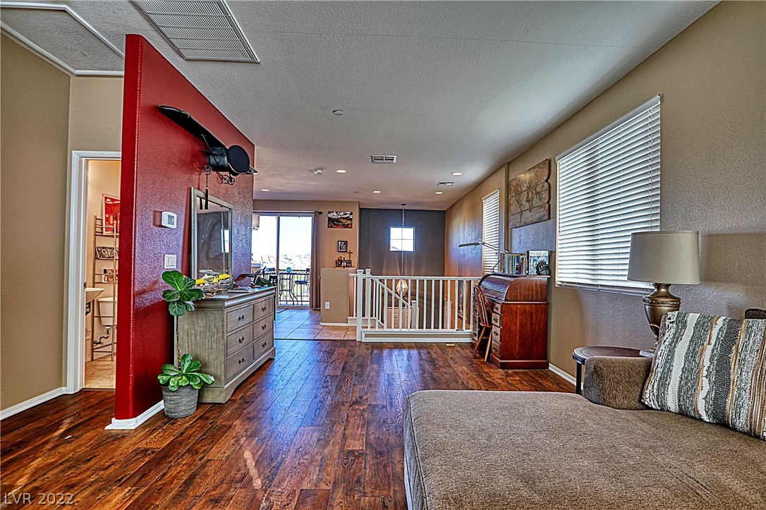 1129 Ricavoli Court Henderson, NV 89052 - Photo 6 of 36