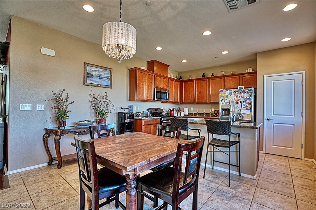 1129 Ricavoli Court Henderson, NV 89052 - Photo 10 of 36