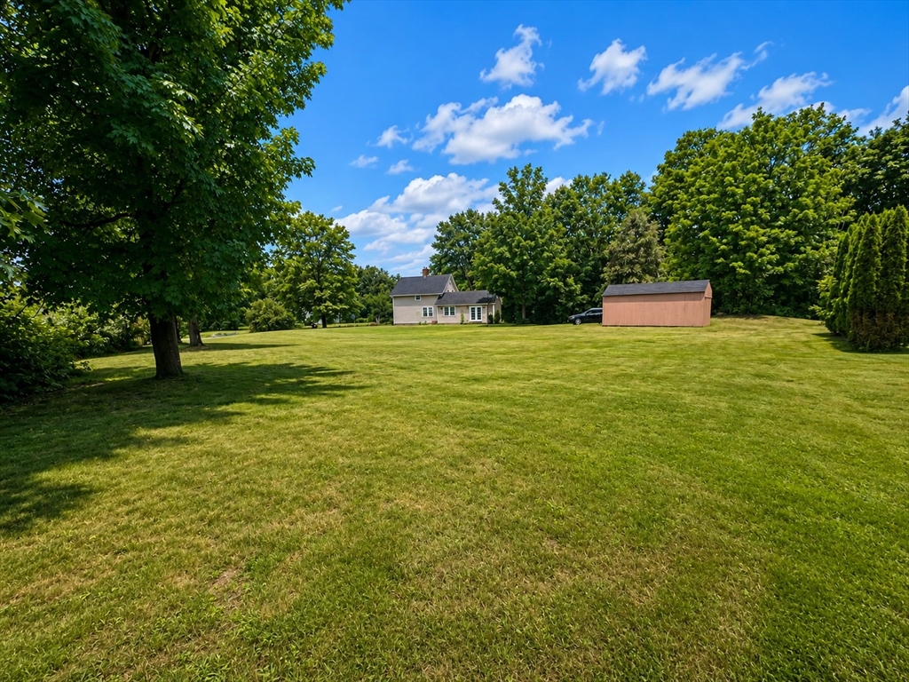 20 Cross Road Bernardston, MA 01337 - Photo 4 of 40