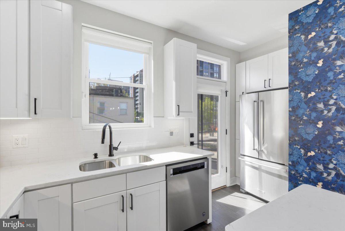 1168 Abbey Place Northeast Washington, DC 20002 - Photo 32 of 49 Unit 1 - 2 BR | 2.5 BA