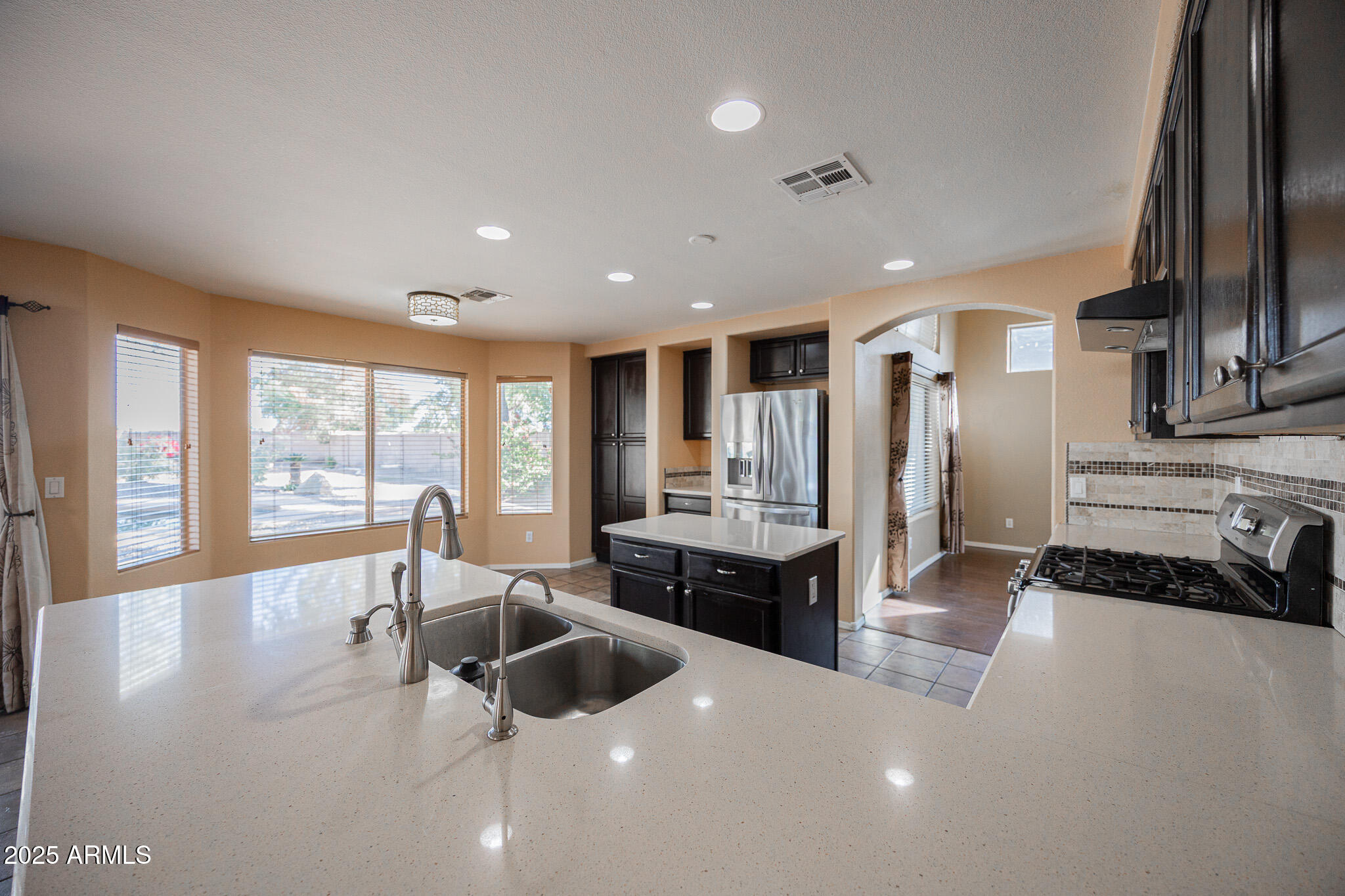 2300 East Augusta Avenue Chandler, AZ 85249 - Photo 14 of 53 B33A3836