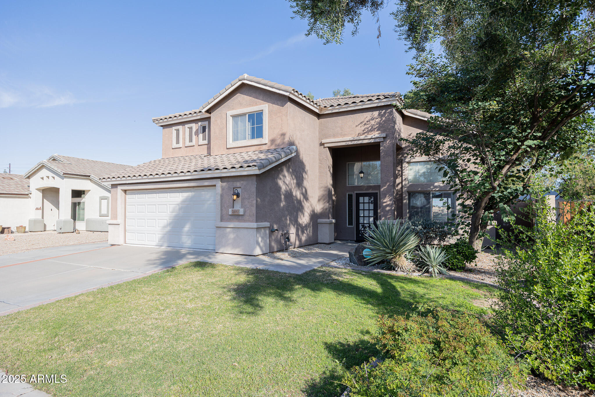 2300 East Augusta Avenue Chandler, AZ 85249 - Photo 3 of 53 3