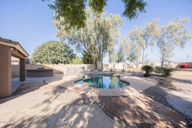 $2,995 | 2300 East Augusta Avenue, Chandler, AZ 85249