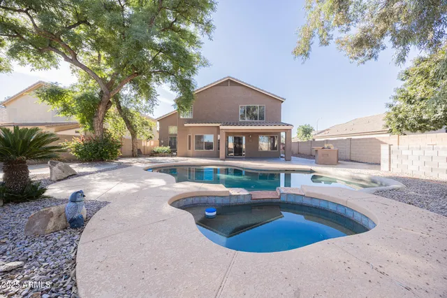 $2,995 | 2300 East Augusta Avenue, Chandler, AZ 85249