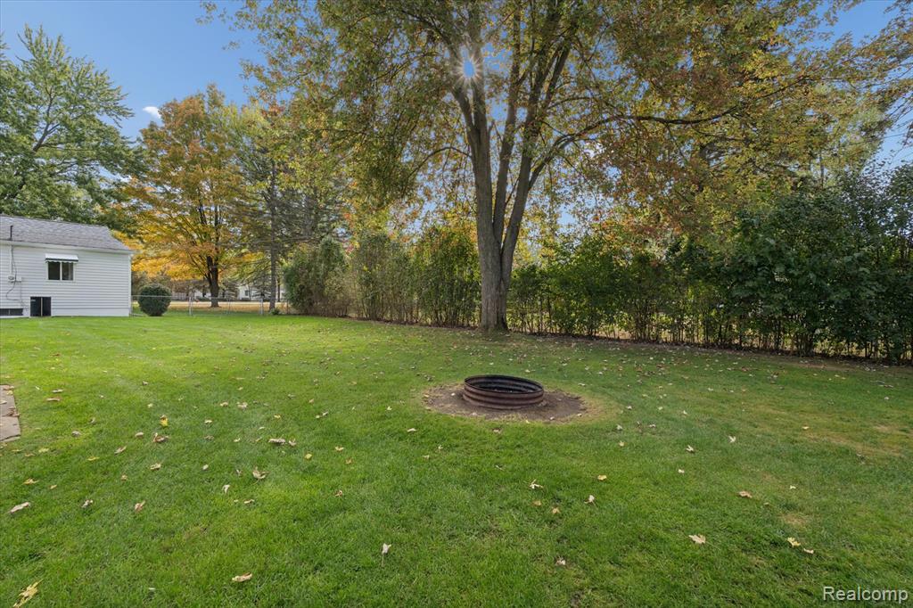 5159 Sashabaw Road Clarkston, MI 48346 - Photo 36 of 37