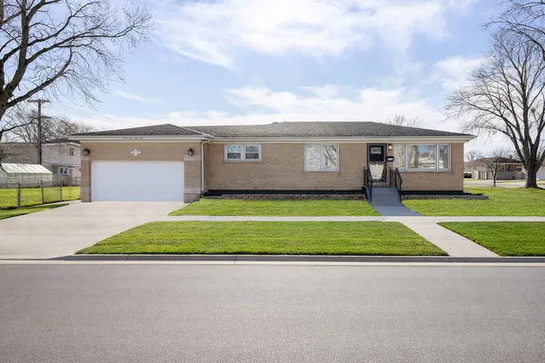 $615,000 | 4955 North Delphia Avenue, Norridge, IL 60706
