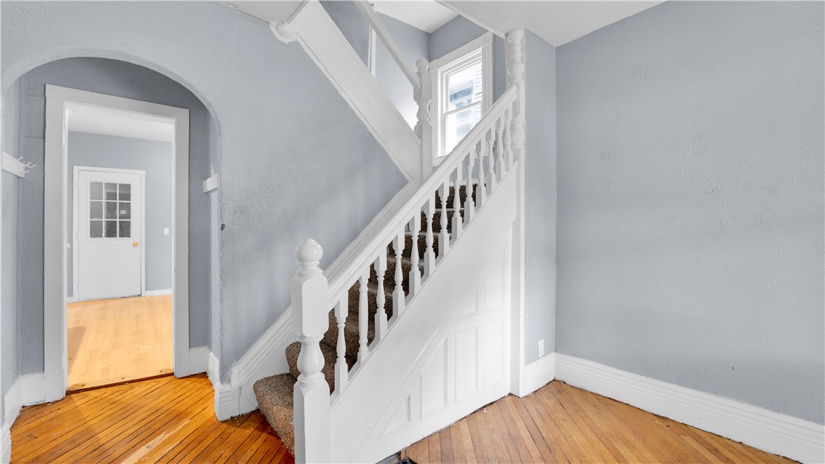 17 Peck Street Rochester, NY 14609 - Photo 5 of 30 Gallery Image 5