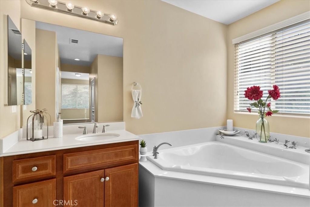 317 Calvert Beaumont, CA 92223 - Photo 20 of 56 Primary Bathroom Suite