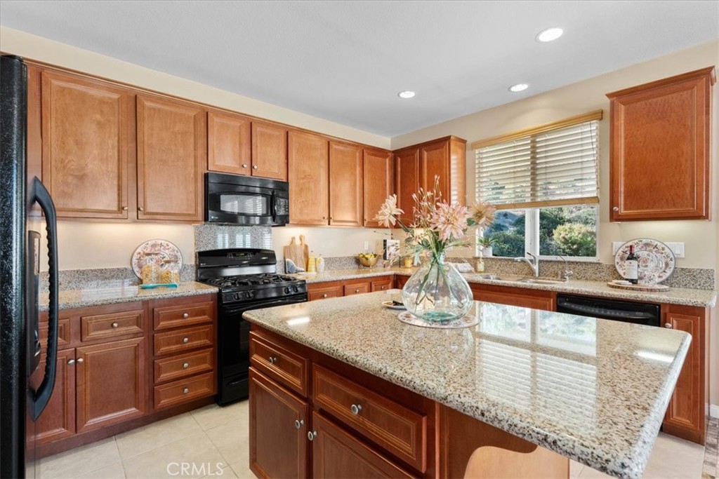 317 Calvert Beaumont, CA 92223 - Photo 8 of 56 Granite Countertops