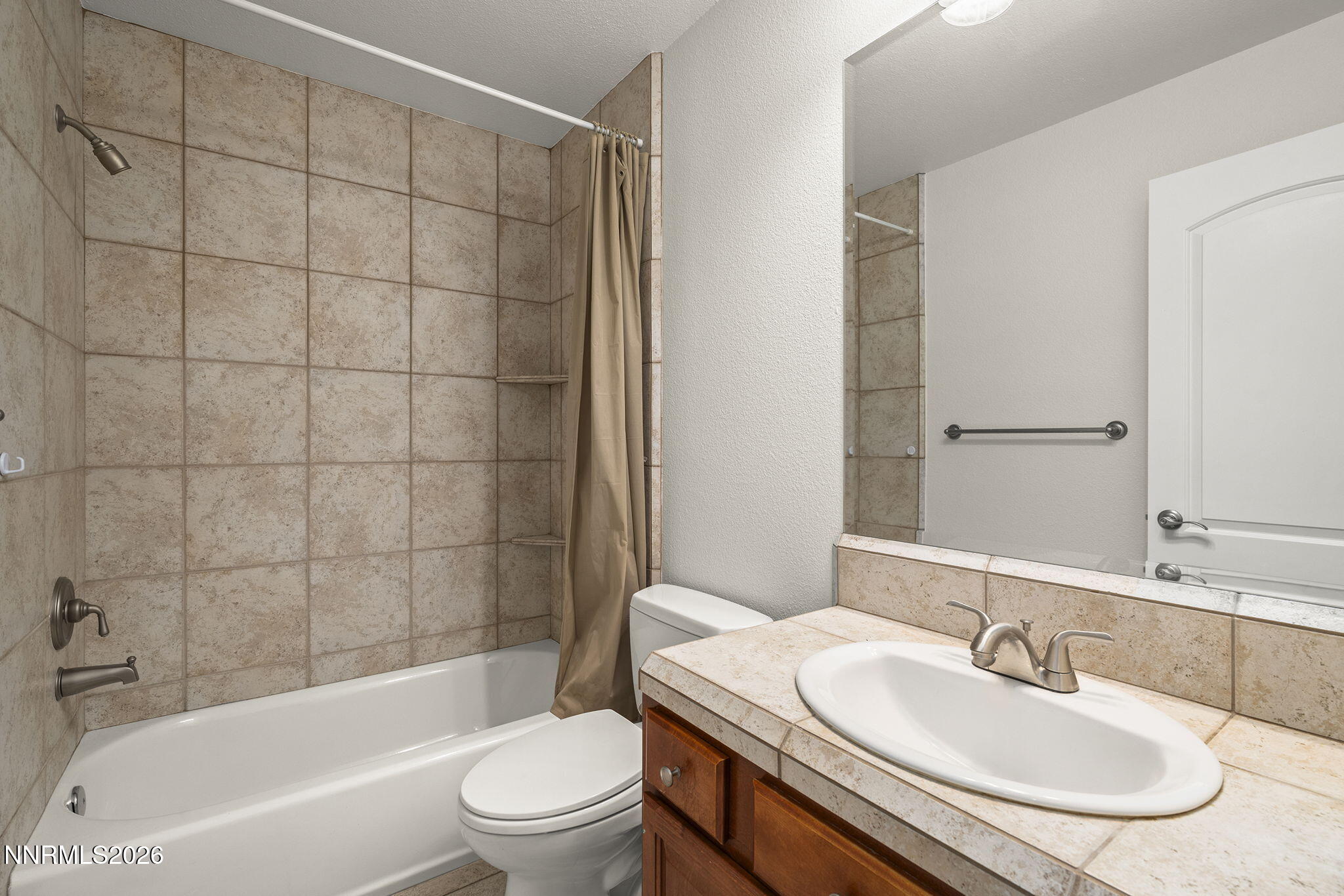 6540 Monticello Court Reno, NV 89519 - Photo 17 of 27 19-web-or-mls-_DSC3978