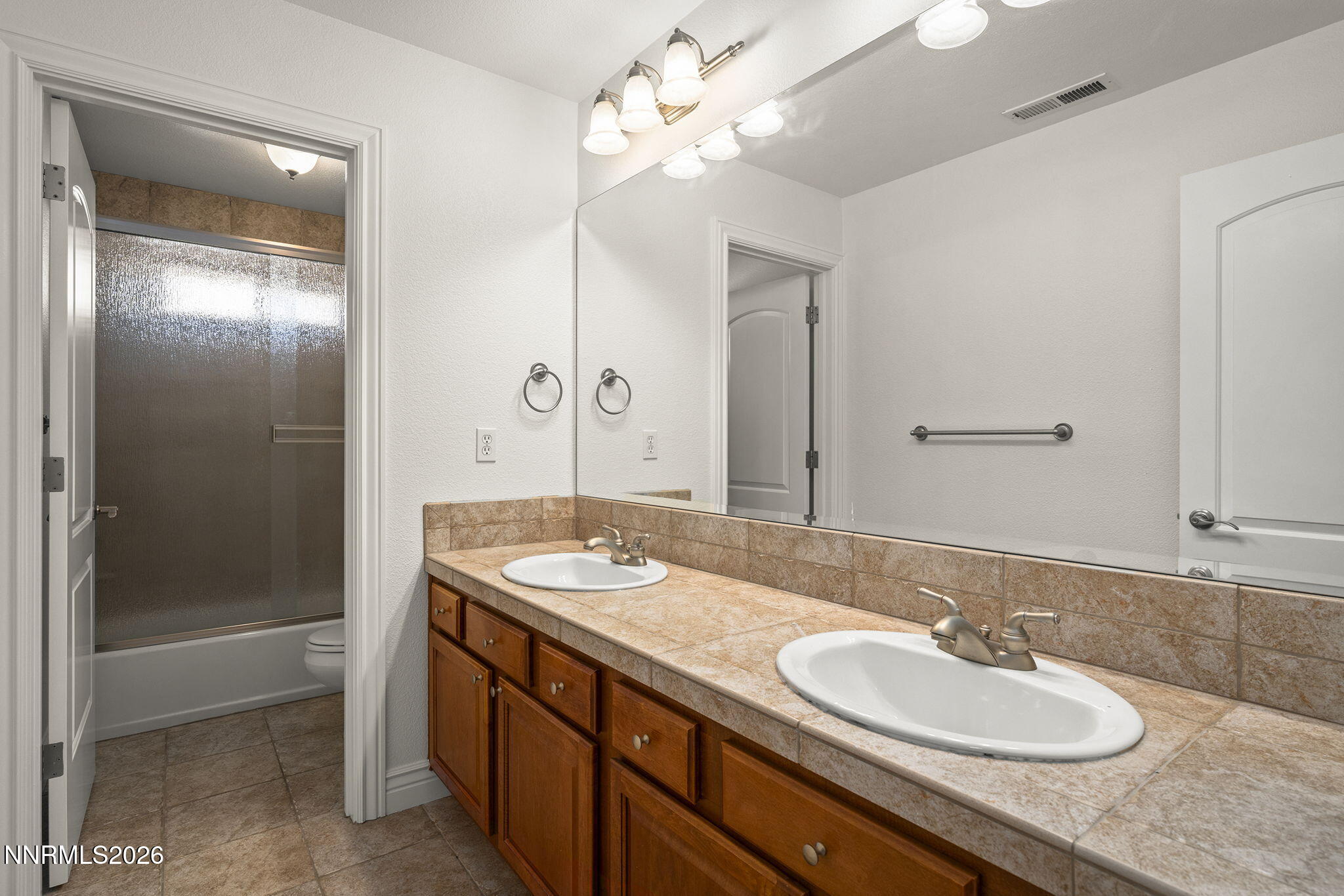 6540 Monticello Court Reno, NV 89519 - Photo 23 of 27 25-web-or-mls-_DSC4016