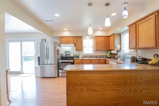 $319,900 | 54 County Road 3160, Salem, MO 65560