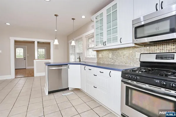 $3,000 | 60 Ramapo Avenue, Oakland, NJ 07436