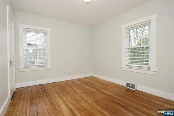 $3,000 | 60 Ramapo Avenue, Oakland, NJ 07436